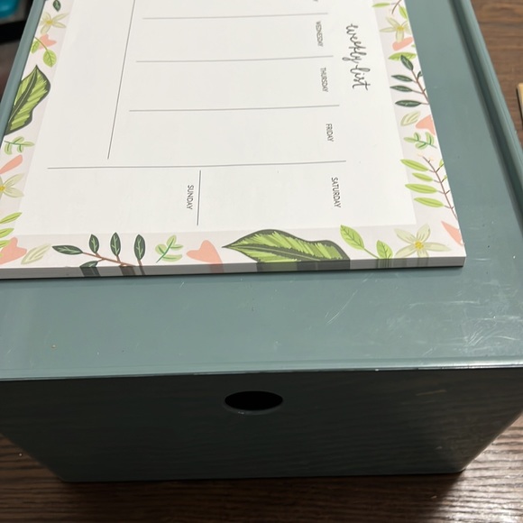 Weekly Planner - Picture 2 of 2